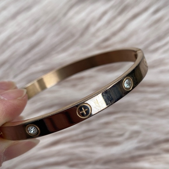 Rose Gold & Rhinestone Bangle Fashion Jewelry - Picture 7 of 7